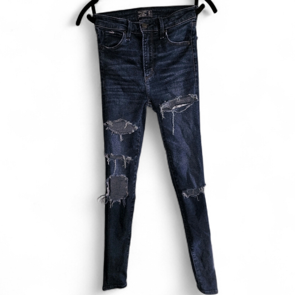 Abercrombie & Fitch Black Distressed Skinny Jeans
